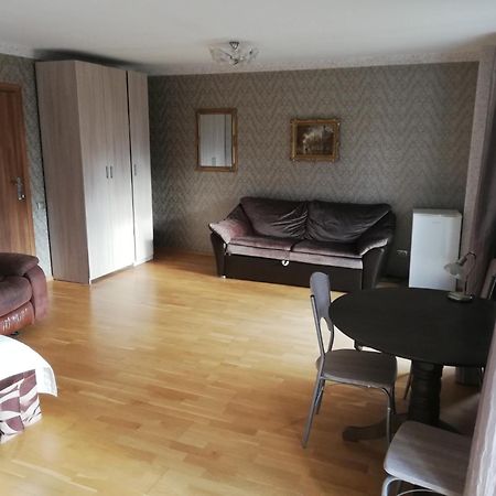 Oti Guesthouse Tallinn Bagian luar foto