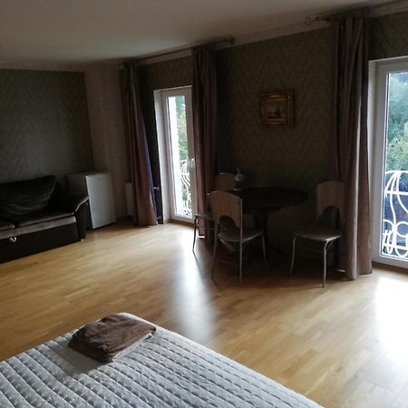 Oti Guesthouse Tallinn Bagian luar foto
