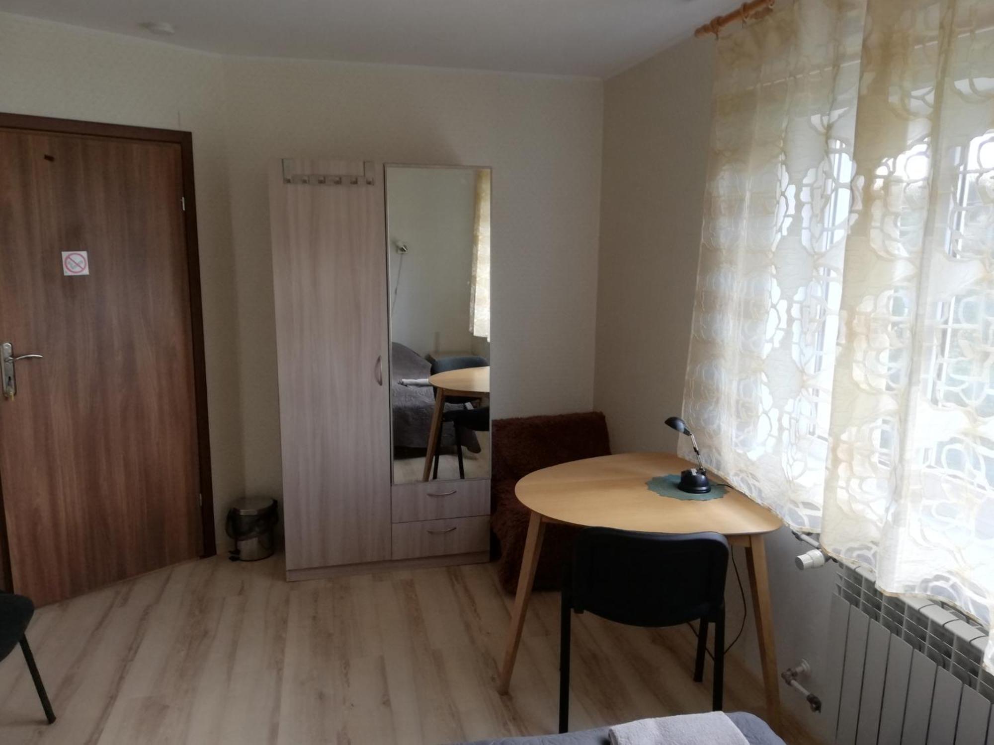 Oti Guesthouse Tallinn Bagian luar foto
