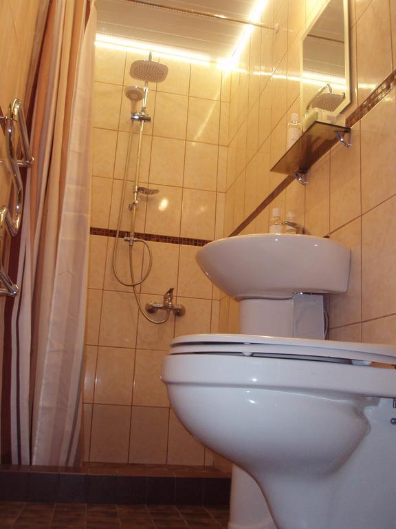 Oti Guesthouse Tallinn Bagian luar foto